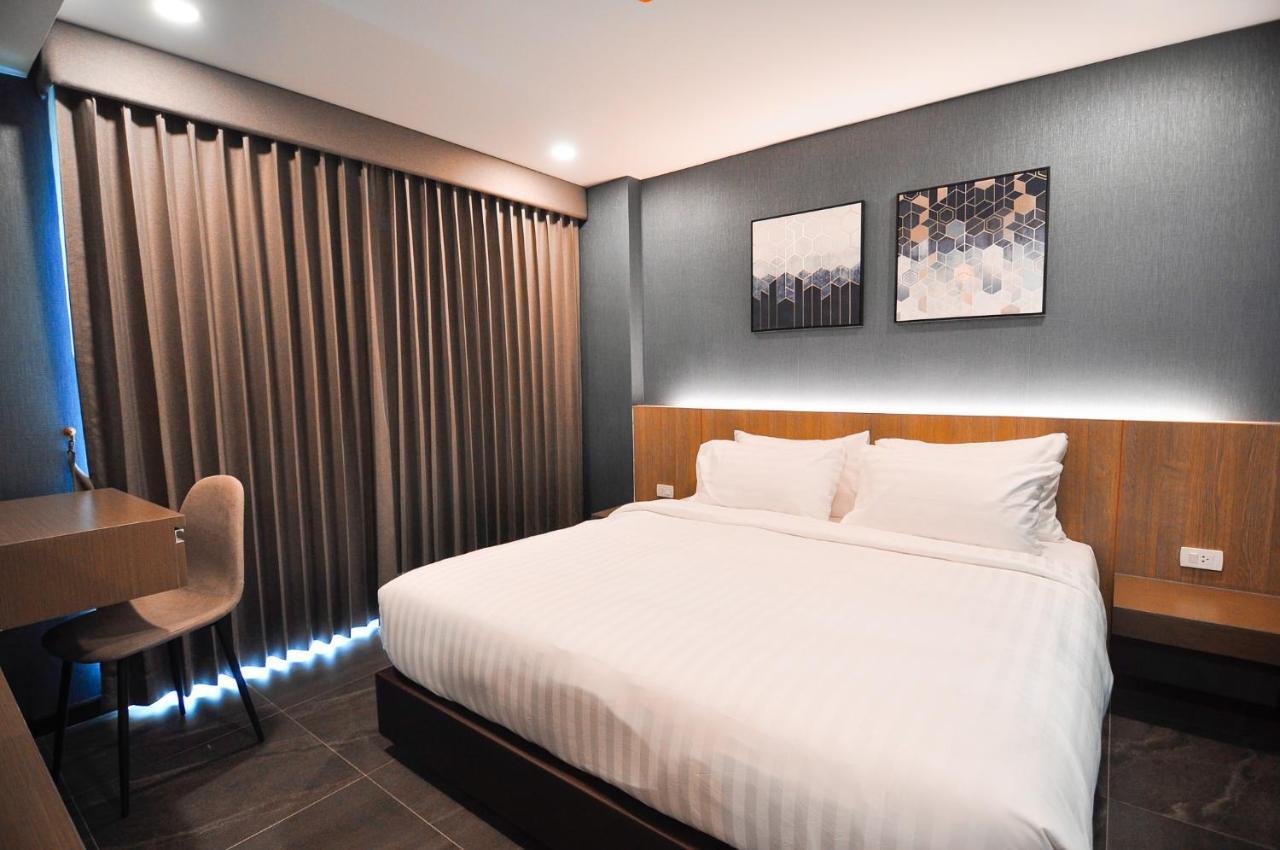 The S Block Condotel Ban Si Than Exterior photo