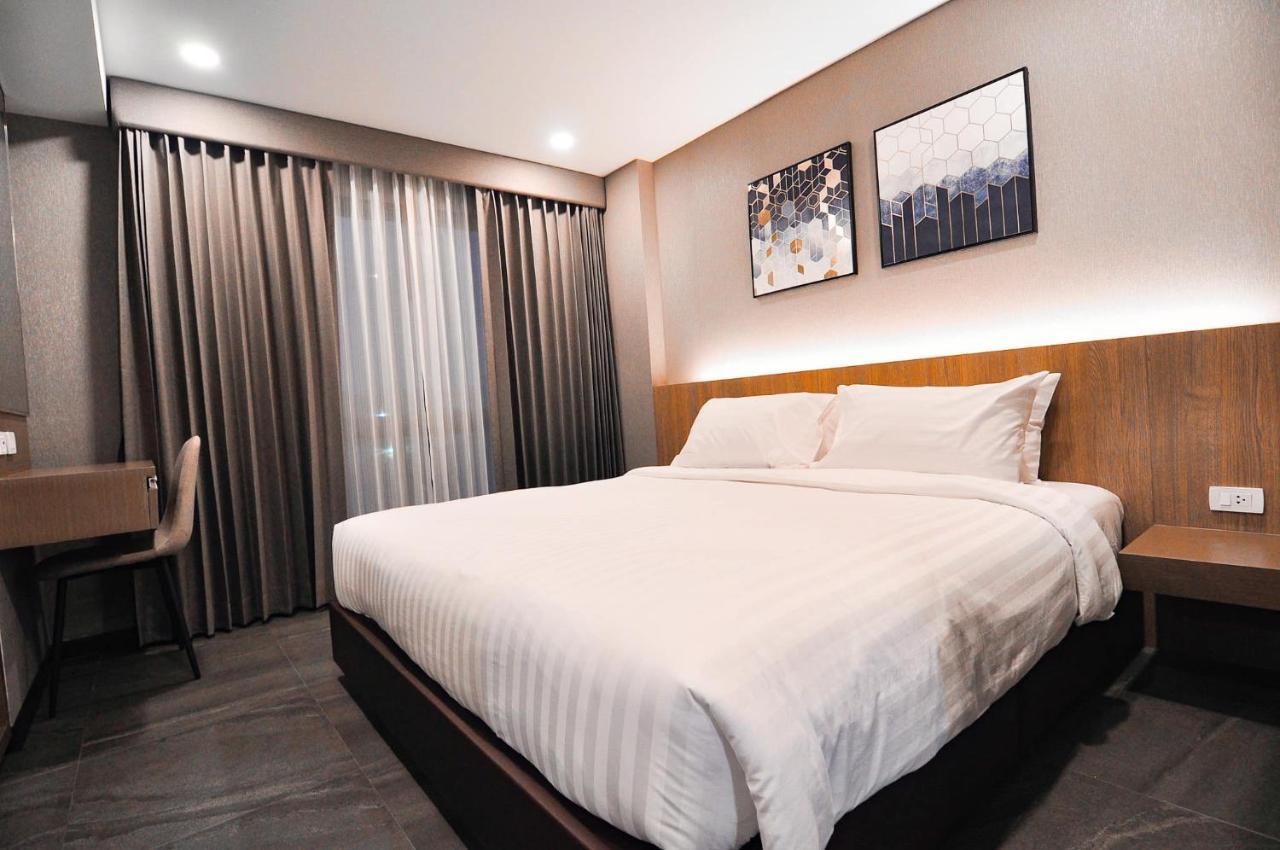 The S Block Condotel Ban Si Than Exterior photo