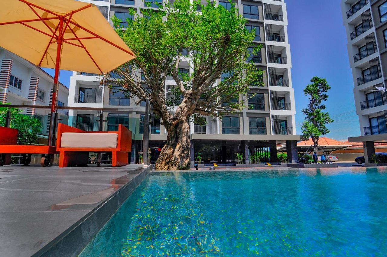 The S Block Condotel Ban Si Than Exterior photo