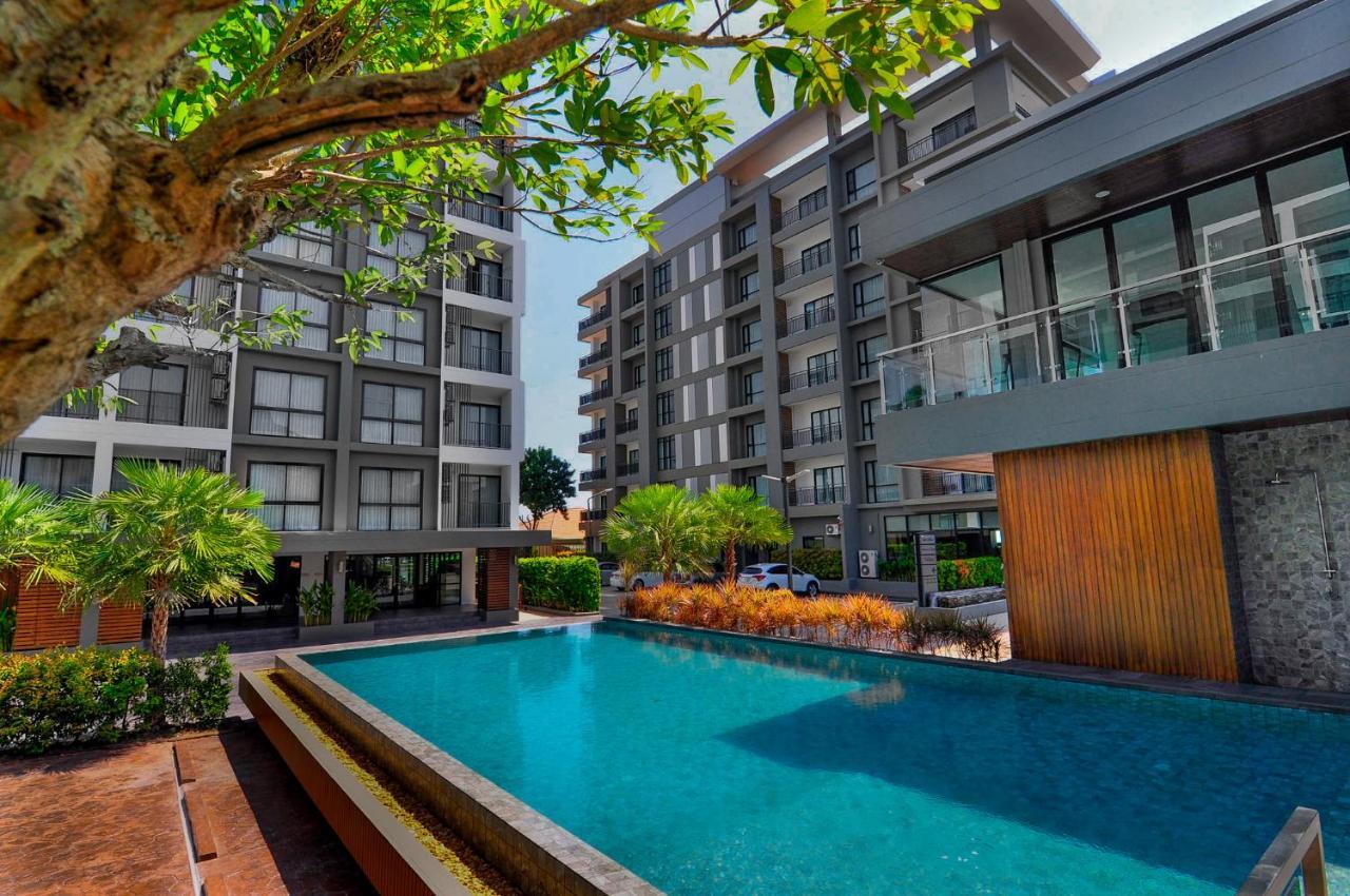 The S Block Condotel Ban Si Than Exterior photo